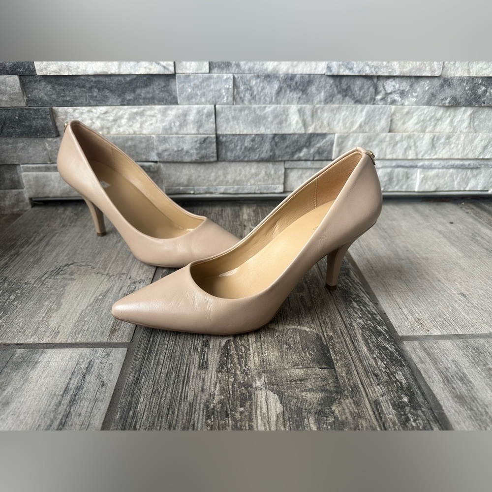 New Michael Kors Alina Flex Pump Neutral Heel- size 8 - Picture 6 of 14